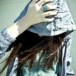 qq头像女生不露脸伤感