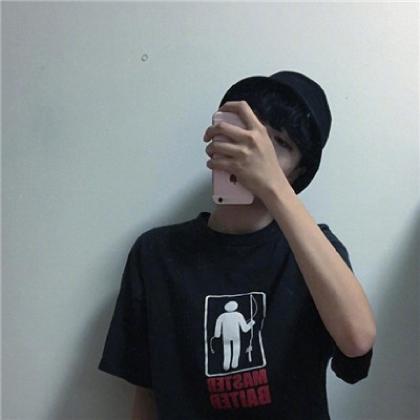  qq头像男生帅气超拽,装酷需要很大的勇气