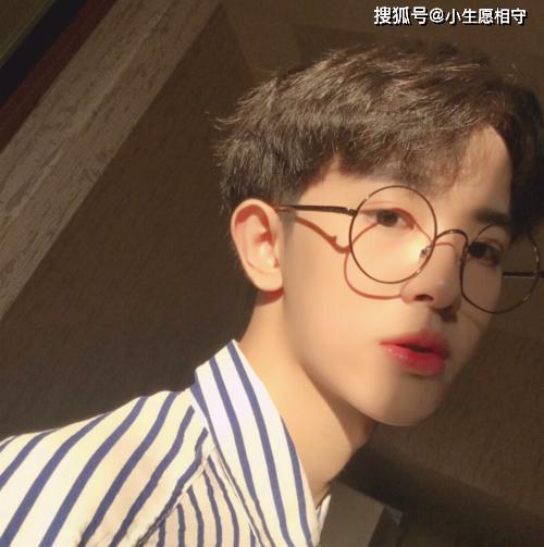 渣男头像男生霸气冷酷