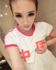  这个头像的女生叫什么名字啊貌似是网红