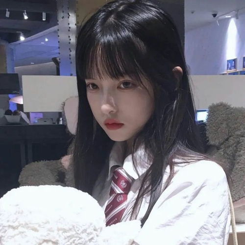  真人女生头像对讨厌的事不能说讨厌,对喜欢的事也总是偷偷摸摸