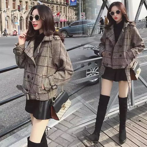  个性的短款风衣,小个子女生,也可以立马变成长腿女神了