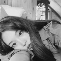 欧美头像女生古风