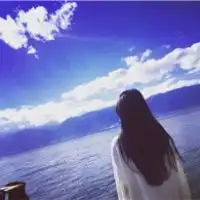  90后青春时尚的情侣头像一对