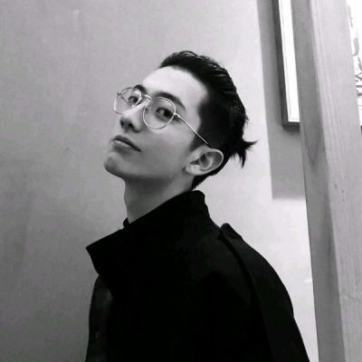 网图女生头像霸气高冷男