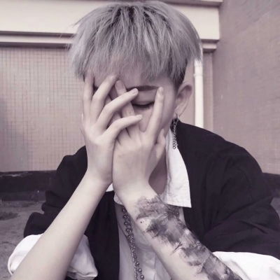  非主流男头