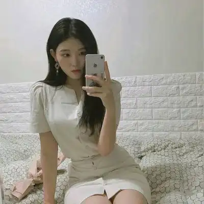  遇见你的眉眼如清风明月