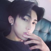  你不过我红尘陌路,我不过你笑忘成qq男生头像我要个性网