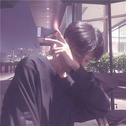  男生唯美有意境头像精选2018眼泪无法洗去痛苦的是爱情