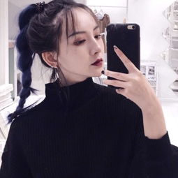  超酷女生个性手机控给你们一点厉害