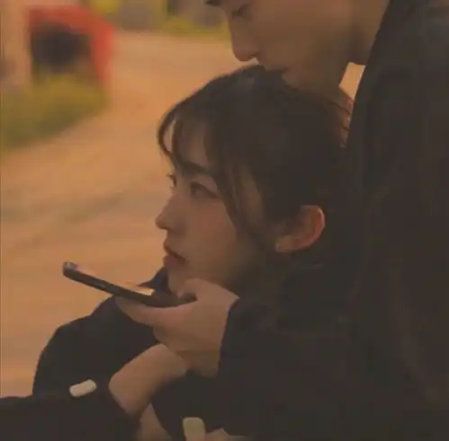  超火的沙雕打工人朋友圈文案