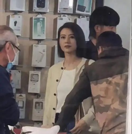  完美伴侣杀青,女强男弱婚配的实际主义题材
