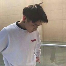  鹿已愿你夜里会难过后悔未曾珍qq男生头像我要个性网