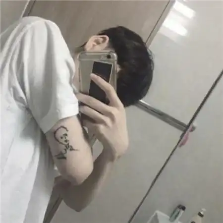  男生头像真人帅气好看,不光长的帅并且非常的品味