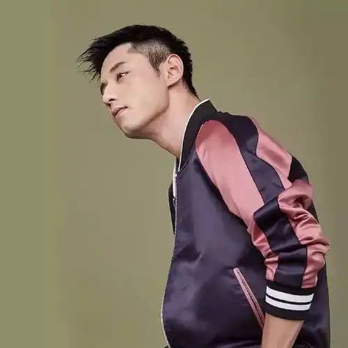  张继科与景甜热恋这碗狗粮我先干为敬了