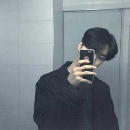 帅气冷酷男生头像高清无水印你怎么不早说我们没结果