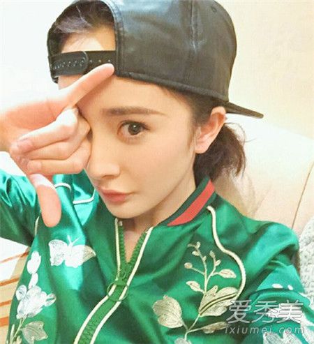  我怎么能戴着棒球帽不掉下来呢戴棒球帽的正确方法