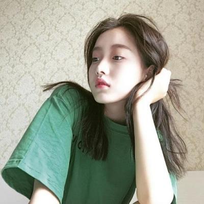  好看微信头像女生伤感,寂寞安静的女人