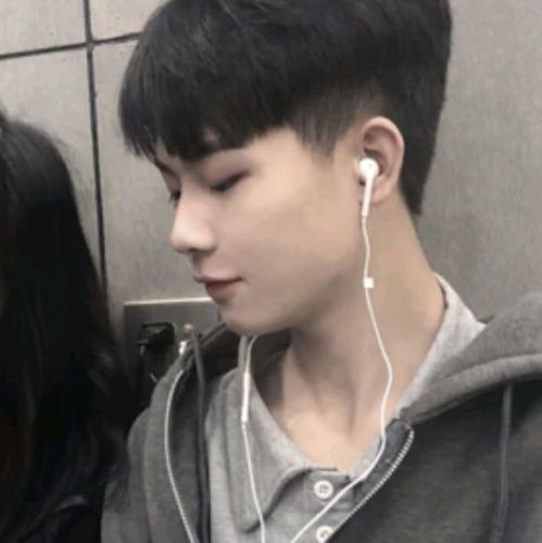  心理学聊天时,男生经常向你说这三句话,说明他爱你爱疯了