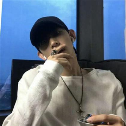  好看高冷男生头像霸气超拽,你的帅我会义无反顾的喜欢