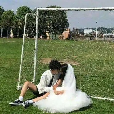  婚纱情侣头像一左一右40张抖音超火婚纱情头