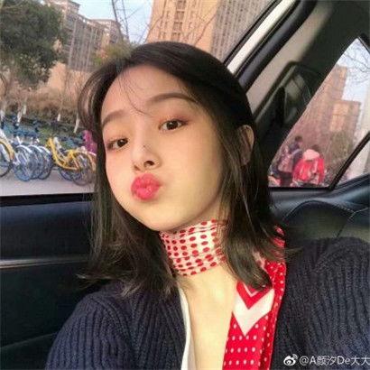  好看女生头像阳光可爱,最喜欢剪刀手的美女