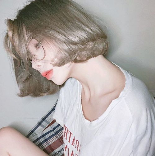  当女生说我想剪个短发时...