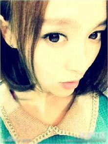  杨幂李小璐袁珊珊唐嫣女星自恋自拍酷似非主流