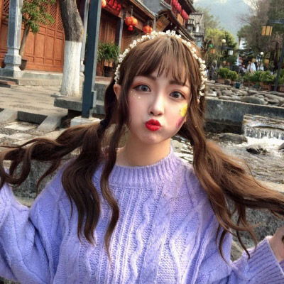  女生头像可爱呆萌妹子堆积如山的情话对谁诉说