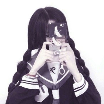  女生手机遮脸可爱头像
