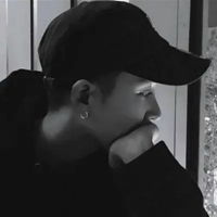  失恋qq头像男生男生黑白失恋用的qq头像