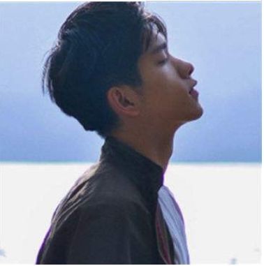  心理测试3个男人,哪一个最冷酷测你是职场精英还是小白