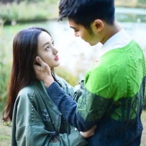  双子座男生会栽在哪个星座女生手里
