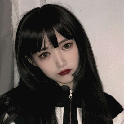  酷酷女生头像高清2020超酷的图片女生霸气