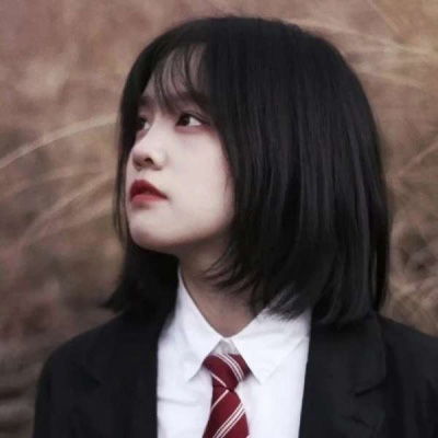  短发女头像高冷霸气有气质短发女头像最潮