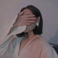  短发遮脸女生头像图片大全