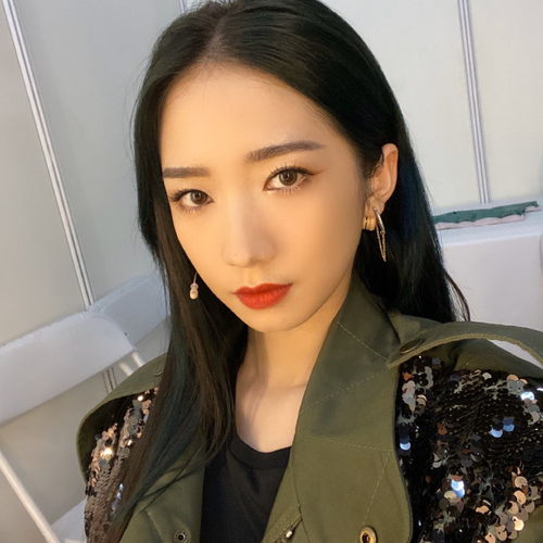  女歌手音源中国销量top5,孟美岐成内地唯一上榜女星,粉墨断层登顶