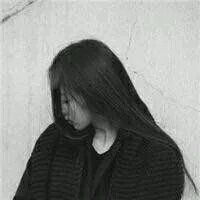  颓废的女生黑白qq头像勿留.