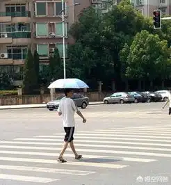  为什么女人可以打遮阳伞而男人不可以