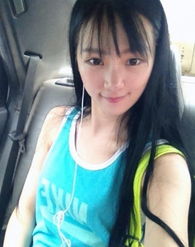  武大女神赏樱写真与男友海量亲密照曝光