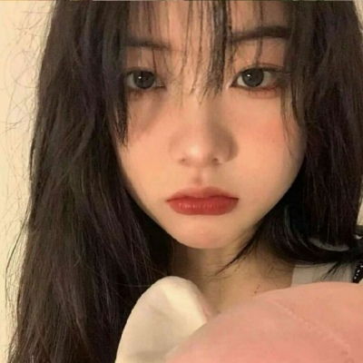 女生头像真人正面