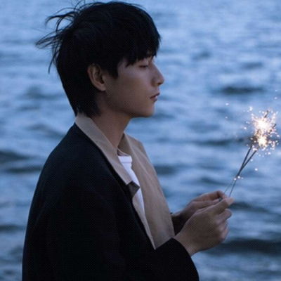 小清新男生头像优质男