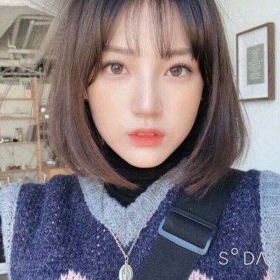  2019最潮最火女生头像长发搞怪可爱点的美女