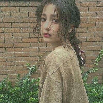  刚上初中就穿得起aj的学生,无非这3种,最后一种不可取