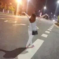  好看的情侣头像不带字要背影