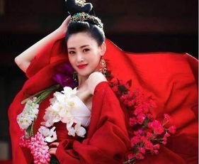  女星古装红衣造型个个霸气外漏,郑爽化妆师出来,这是什么鬼