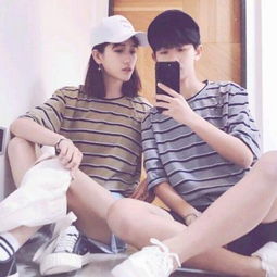  最新帅哥美女亲密情侣微博头像2018你伤我总是那么无意