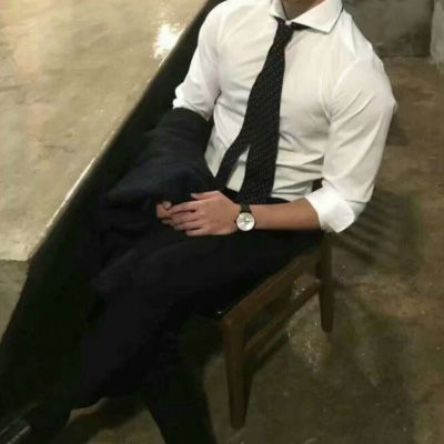  男生头像成熟帅气适合稳重男生微信头像