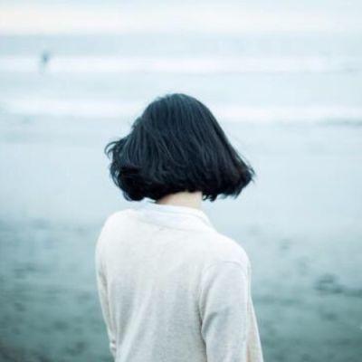 头像图片女生小清新背影