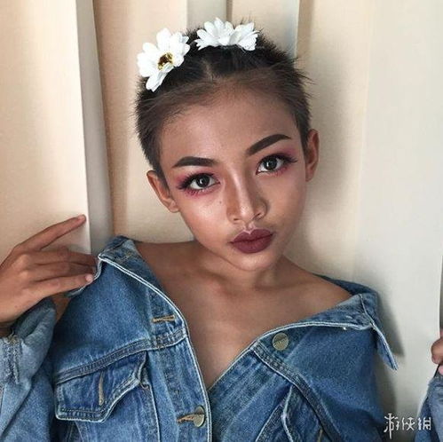  泰国12岁男孩竟是美妆网红博主天生自带妖娆气息